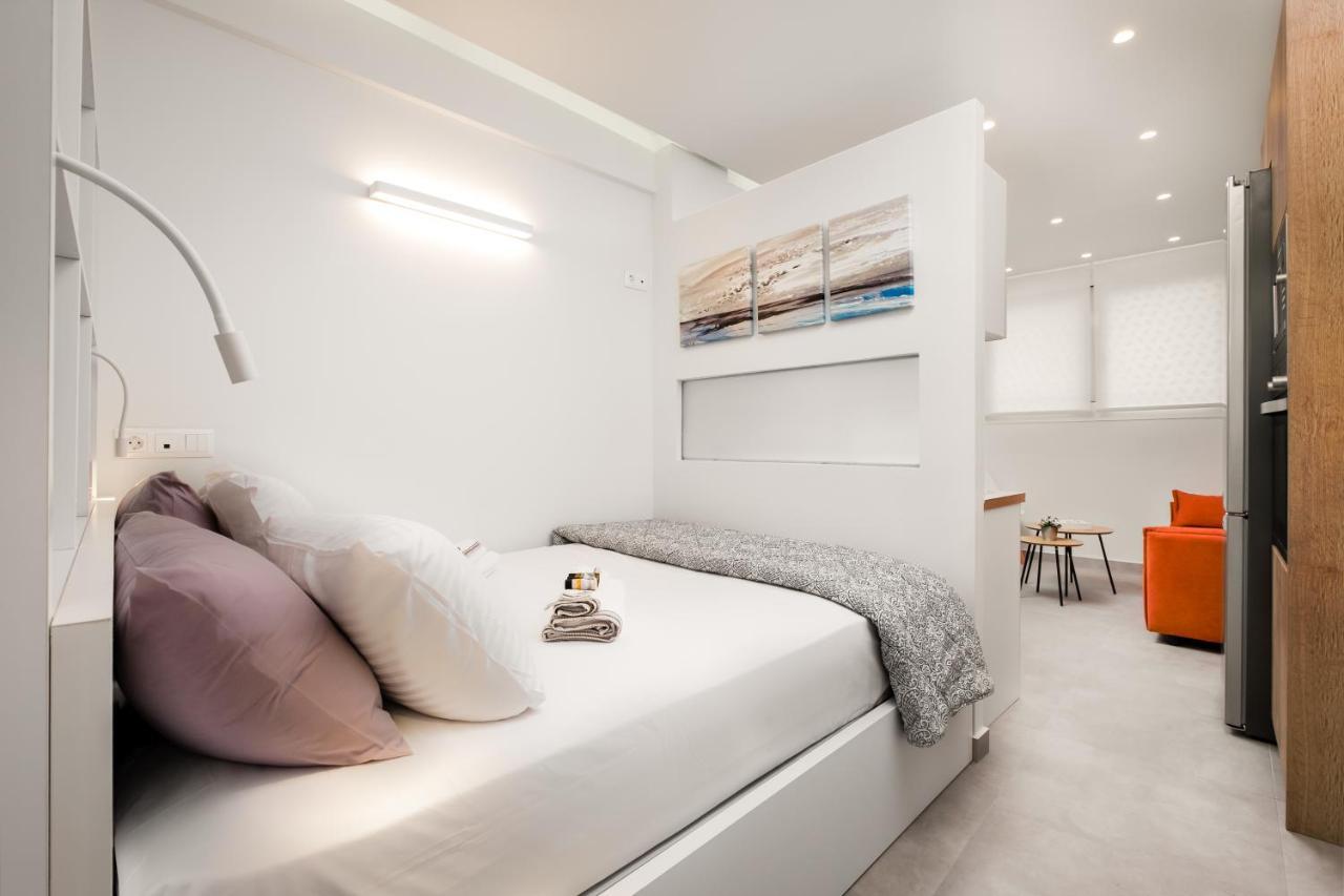 New Luxury Studio In The Heart Of Thiseio. Атина Екстериор снимка