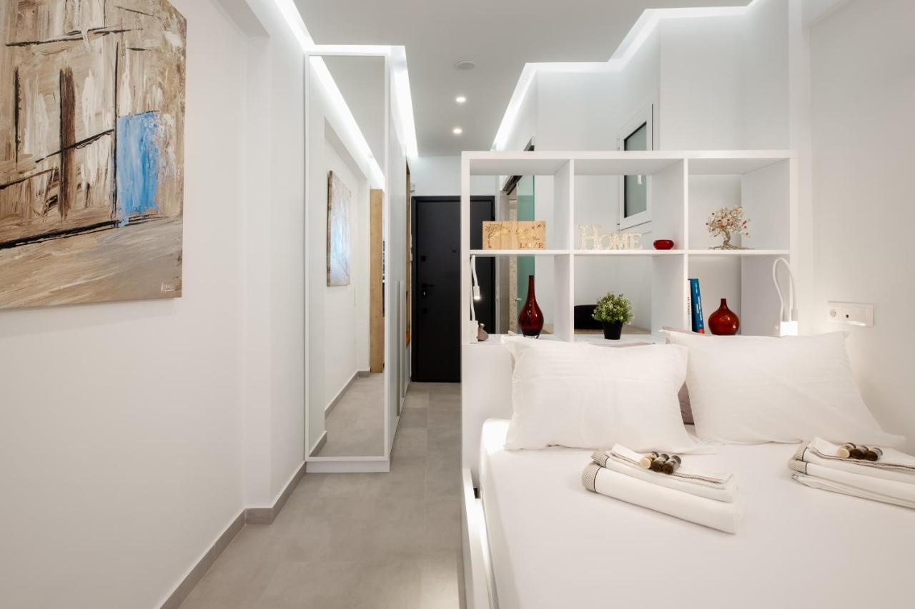 New Luxury Studio In The Heart Of Thiseio. Атина Екстериор снимка